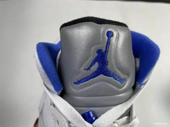 Air Jordan (2021) Stealth DD0587-140 White Retro 5 0517